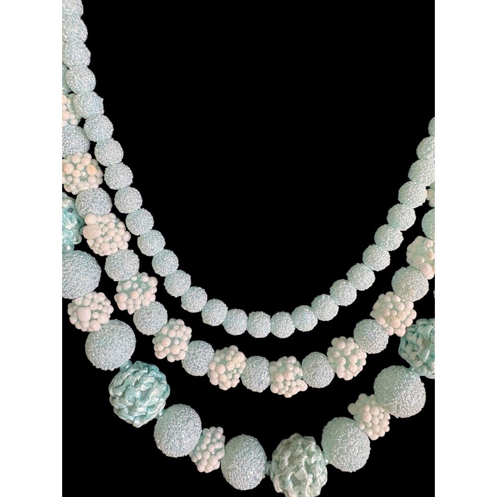 Vintage Triple Strand Beaded Necklace Aqua Blue Textured Beads Silver Tone Clasp - Picture 2 of 7